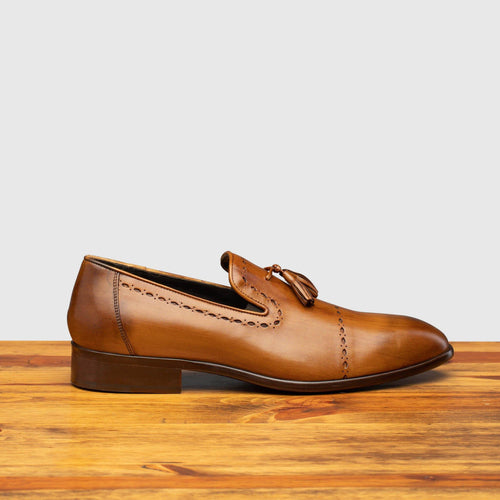 H614 Leather Tassel Loafer – Calzoleria Toscana